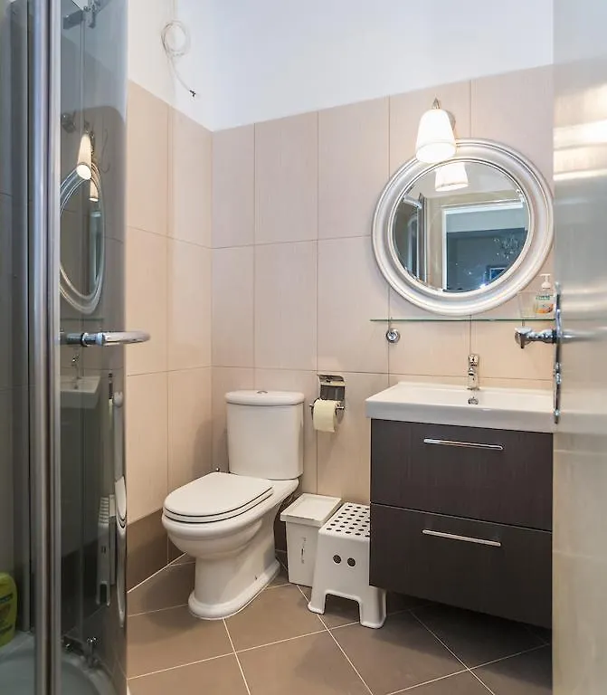 Apartments & Rooms Buoni Amici Murine 게스트하우스