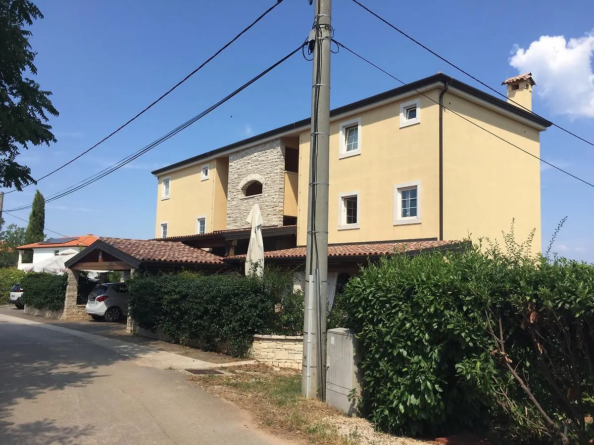 Apartments & Rooms Buoni Amici Murine 크로아티아